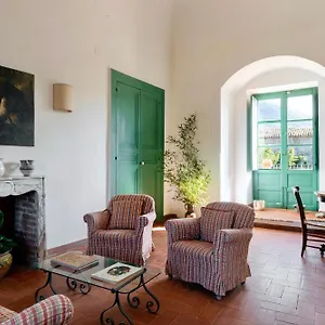  Casa vacanze Catalfamo - Direct Access To The